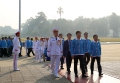 1.000 đại biểu báo công, viếng Lăng Chủ tịch Hồ Chí Minh  