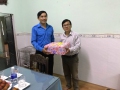 Hội LHTN Việt Nam huyện Phú Ninh thăm, chúc mừng Giáng Sinh