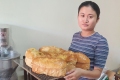 Bánh mì nho dừa của chị Thoa