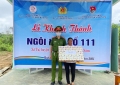 Đoàn Thanh niên Công an Quảng Nam bàn giao 2 nhà nhân ái tại Đông Giang