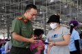 Tuổi trẻ Công an Quảng Nam hỗ trợ người dân góp ý Dự thảo sửa đổi, bổ sung Hiến pháp 2013 qua VNeID
