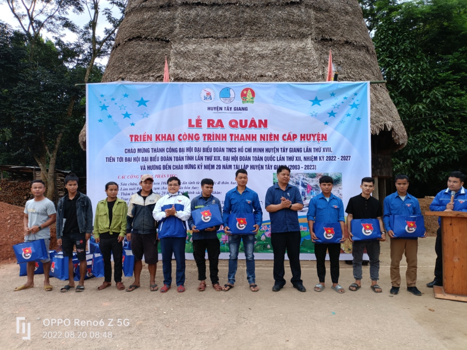 Huyện đoàn Tây Giang thực hiện công trình thanh niên cấp huyện